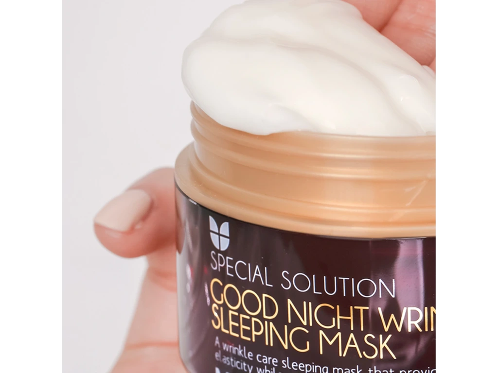 Regenerační  noční maska s výtažkem z Hlemýždího extraktu - Mizon Special Solution Good Night Wrinkle Care Sleeping ma