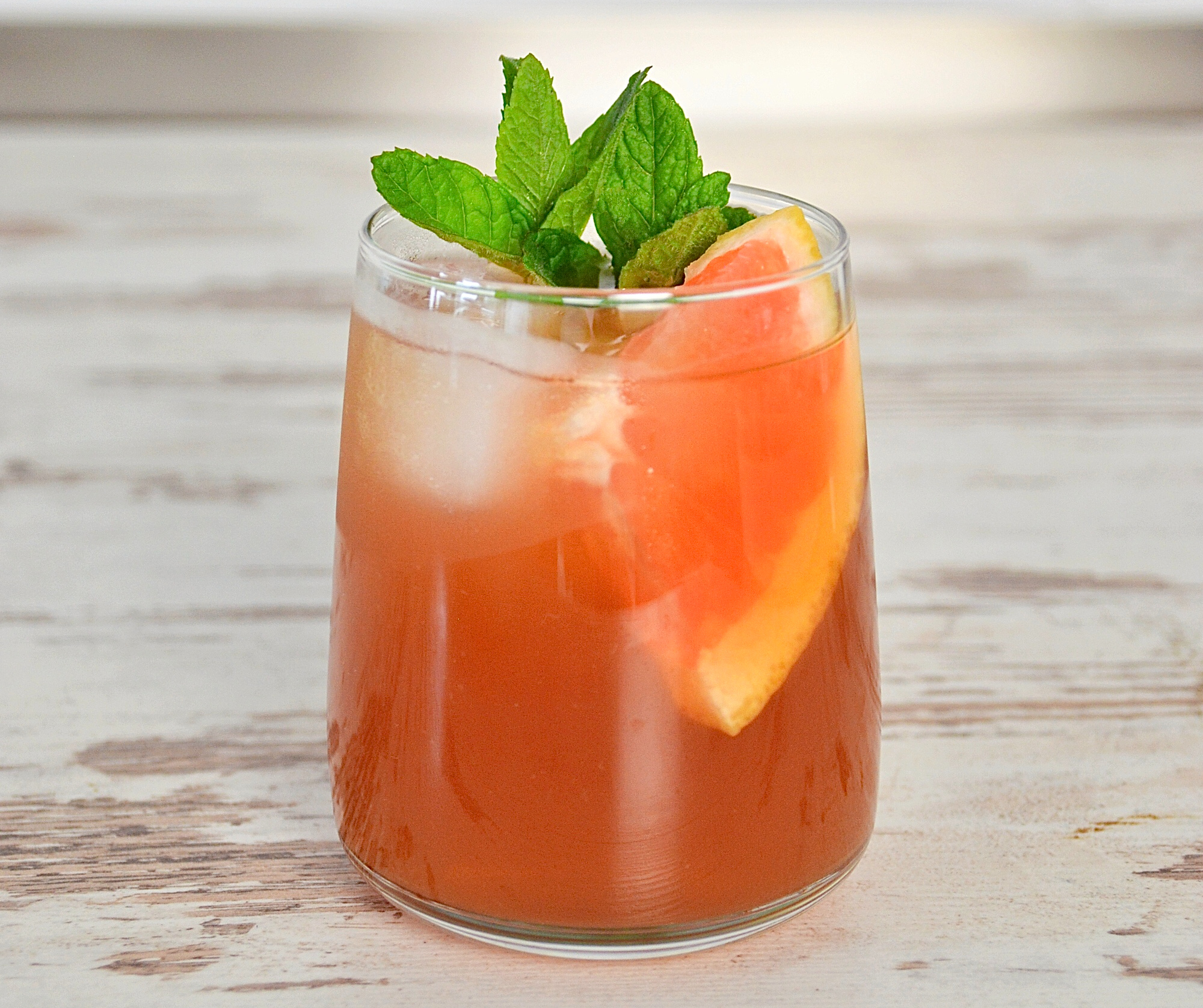 Cascara-Grapefruit Lemonade
