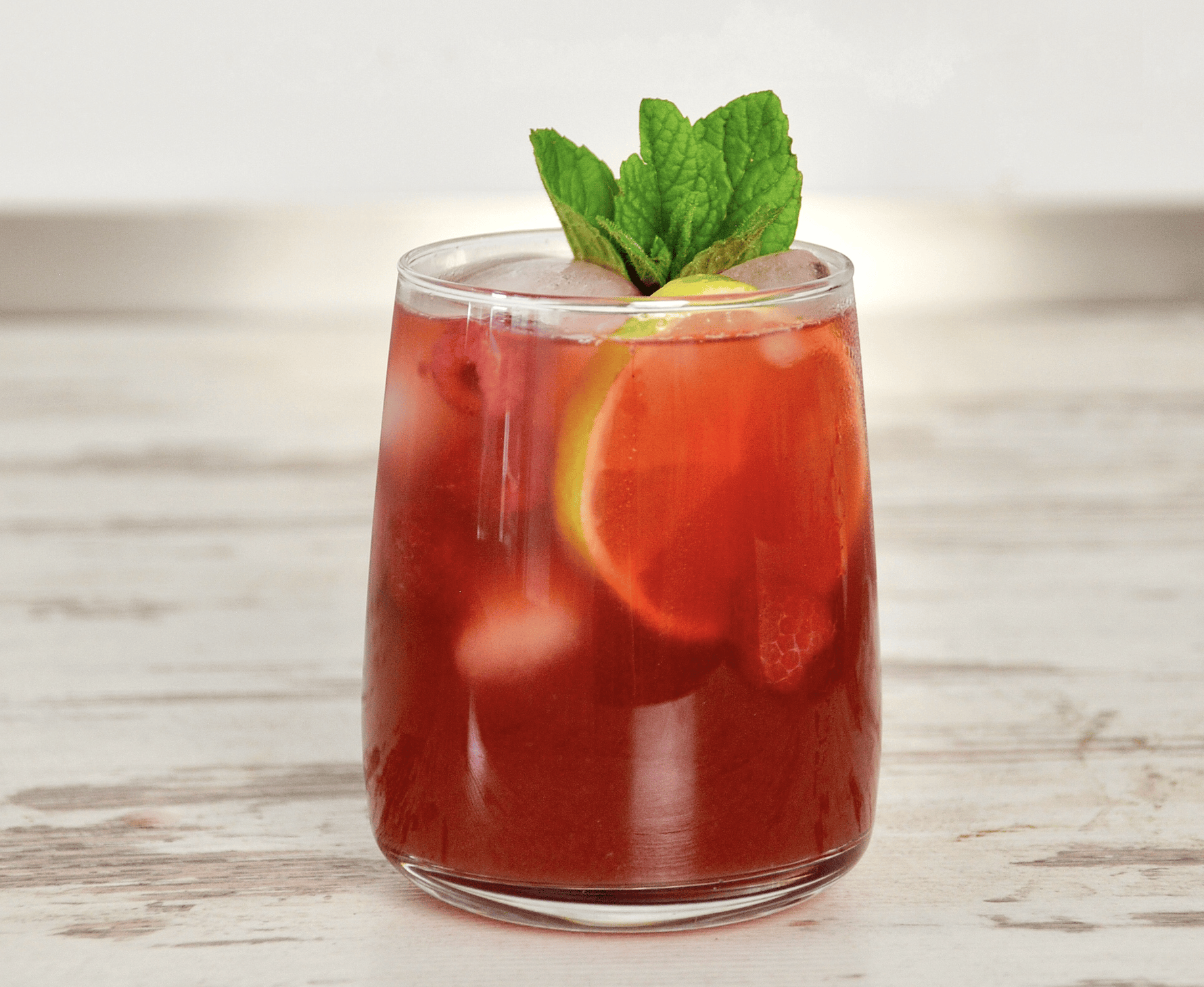 Lemoniada z cascary z malinami