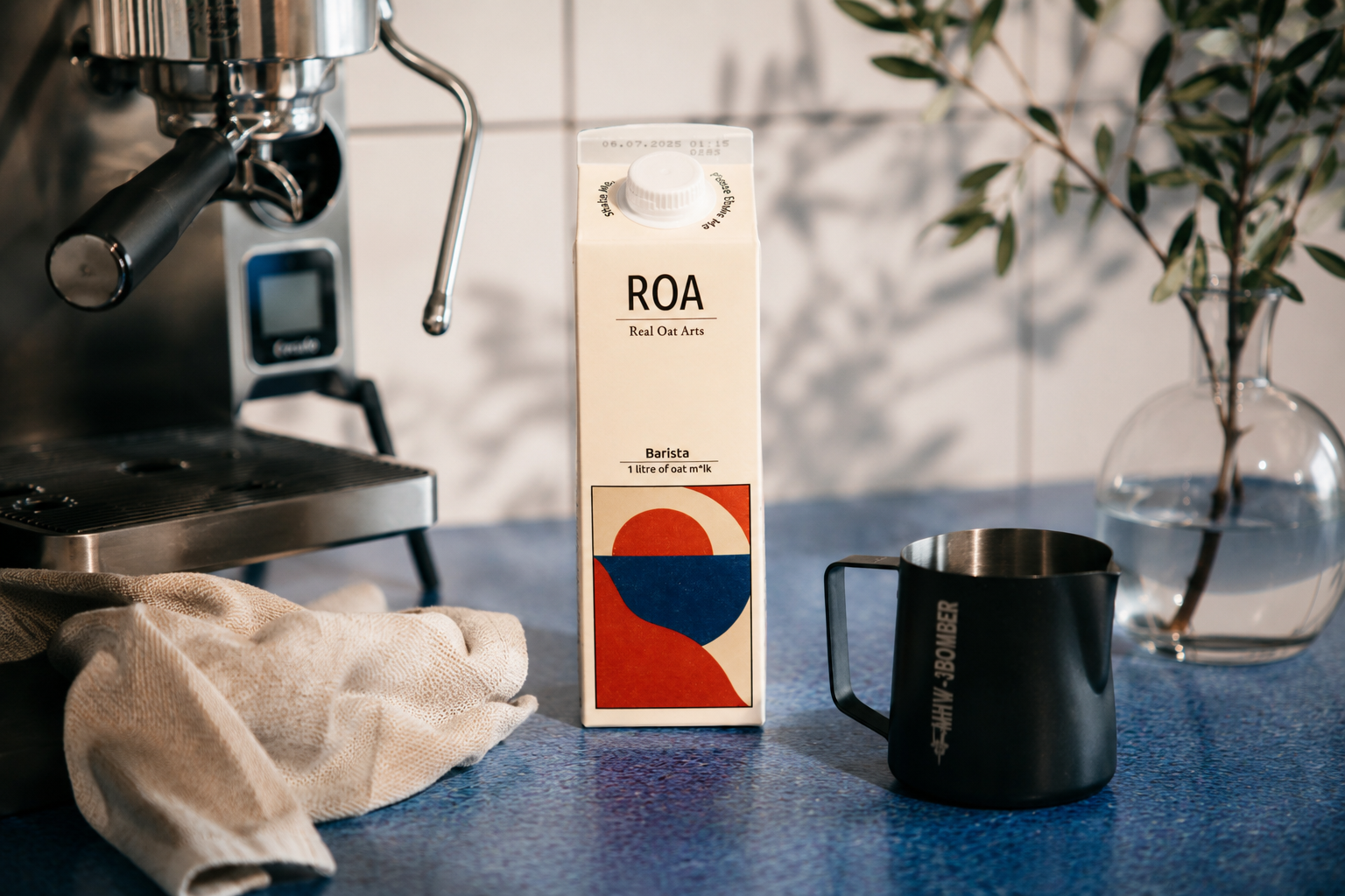 roa-ovsene-mlieko-barista-latte-art-ritual-KOFI