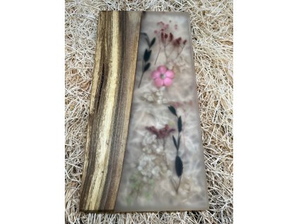 Prkénko z ořechu s čirou pryskyřicí s květy