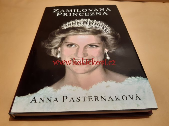 Zamilovaná princezna / Anna Pasternaková, 1995