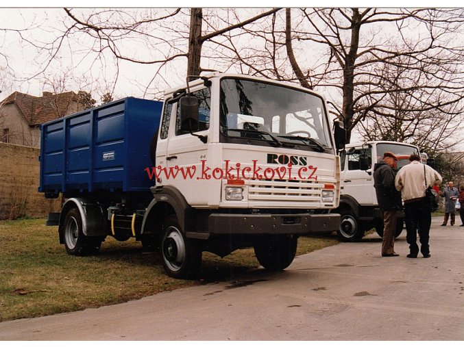 Roudnické strojírny a slévárny a.s. ROSS - podniková reklamní fotografie - 18*12 cm - typ vozidla viz fotografie - cca 1993 - KONTEJNEROVÝ VŮZ