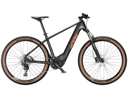 Elektrokolo KTM MACINA TEAM 893 2026  elektrokolo Bosch Performance CX 800 Wh, Shimano CUES, Suntour XCM 120 mm | včetně pedálů