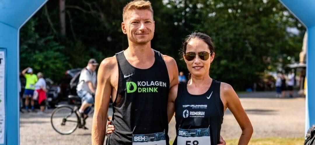 Anna Vu a Martin Honec na běžeckém závodě v oblečení KolagenDrink