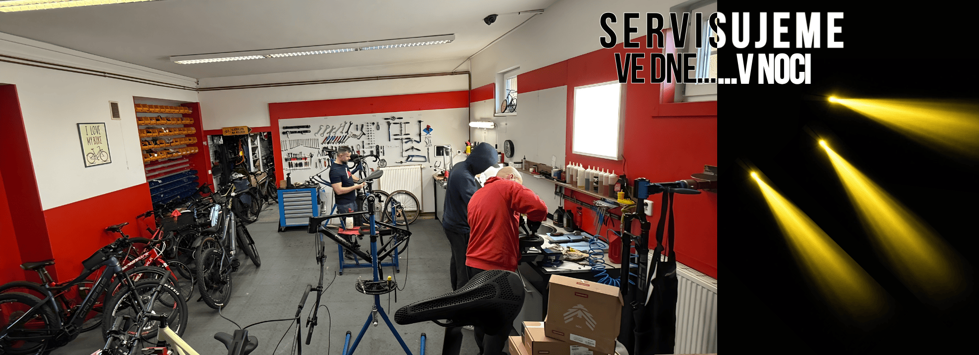 Servisujeme ve dne v noci