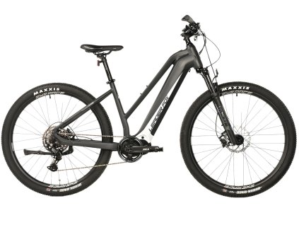 kolamorava leafer fox awalon lady cerna 2