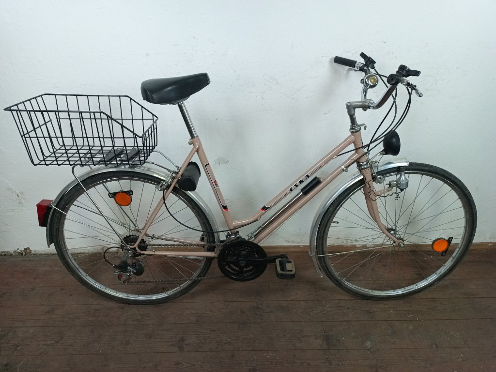 Městské vintage kolo Eska_28''