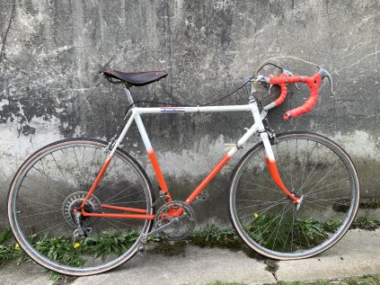 Historické silniční kolo Favorit F7 28"