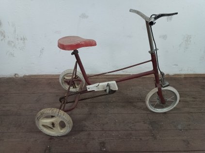 Retro tříkolka