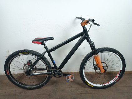 Horské kolo (hardtail, dirt) 26"