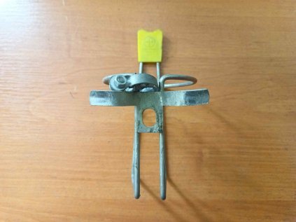 Košík na bidon Favorit - na řídítka