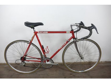 Silniční kolo Favorit F1 28" 1966