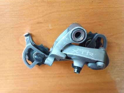 Přehazovačka Shimano XTR (RD-M952)