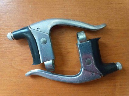 Brzdové páky Favorit Speciál malá guma černá