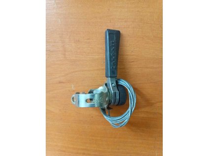 Řadící páčka Favorit černá