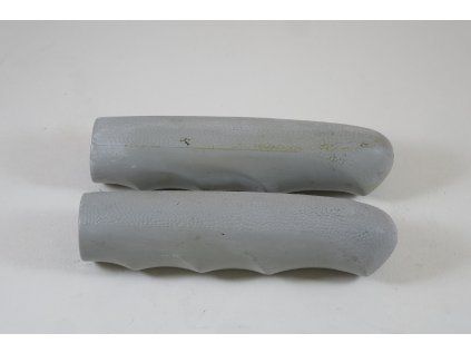 Gripy plast šedá