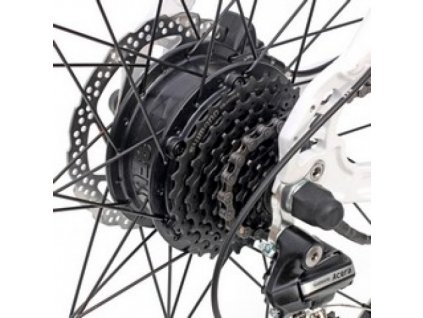 Elektrosada Apache Basic se zadním motorem 26 kazeta disc brzdy baterie rámová R7 16 Ah