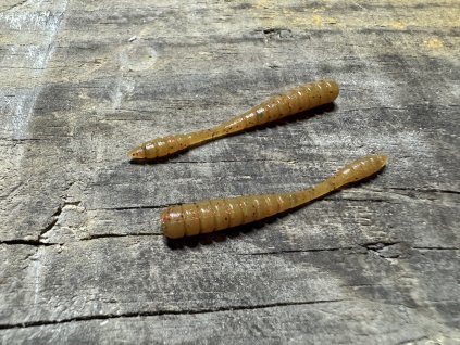 Wormik - Široký červ - 5cm (Přírodní hnědá barva s flitry) balení po 15ks - Pro spin baits