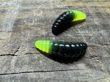 Plujka - larva sršně 3,8cm (Black avokádo barva) balení po 12ks - Pro spin baits