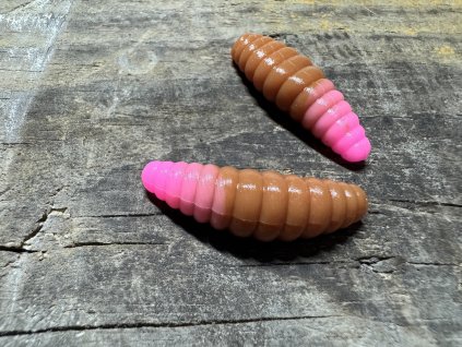 Plujka - larva sršně 3,8cm (Přezrálý fík barva) balení po 12ks - Pro spin baits