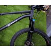 KUbikes 26 Trail AIR - Black - laser Blue, lehké dětské kolo22bfbe6e 07c4 4d69 92ce 36adf769f43d