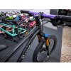 KUbikes 20S MTB Disc Black - laser purple, 8,8kg, lehké dětské kolo