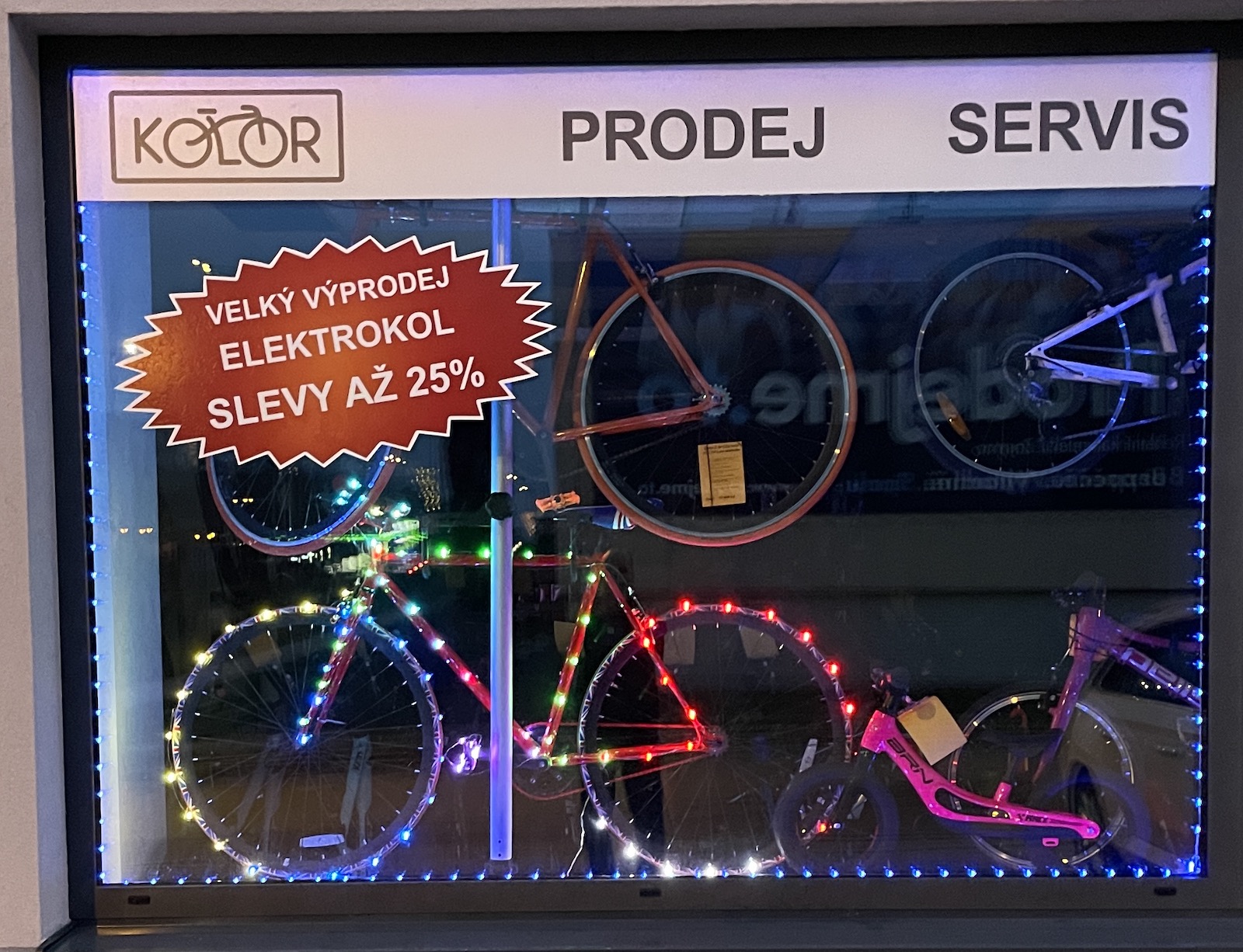 Adventní vyjížďka: Rozsviťme Znojmo na kolech!