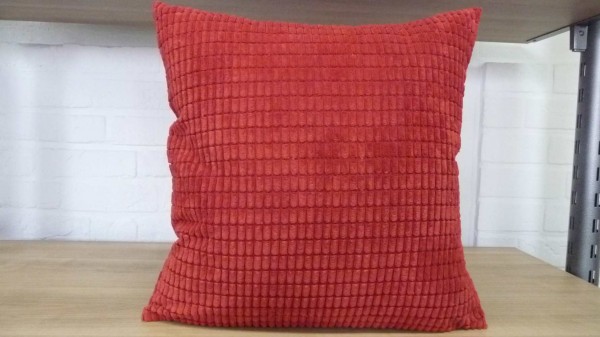 Komashop Obliečka na vankúš SIMONA Farba: Bordová, Rozmery: 38 x 38 cm