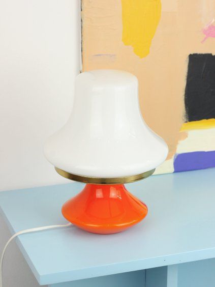 Československá 80s lampa