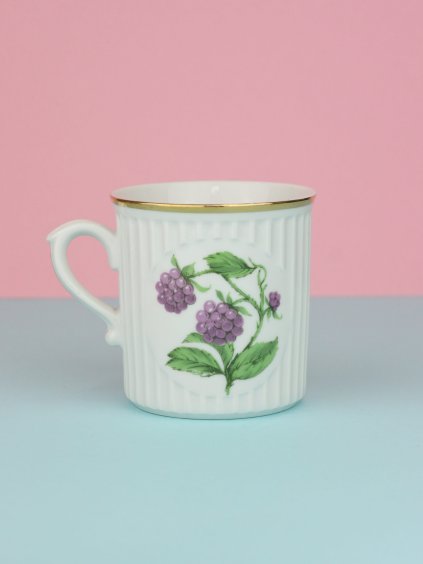 Czechoslovak Dubí Blackberry Mug
