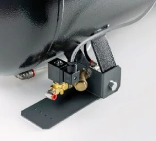 Elektronický odpúšťací ventil kondenzátu so šróbením pod tlakovou nádobou