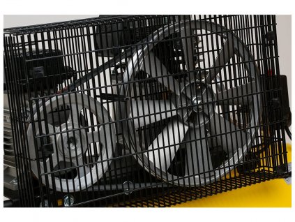 Olejový kompresor B26B-2,2-90CM