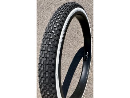 Berm Master 26 x 2.35, bílý bok