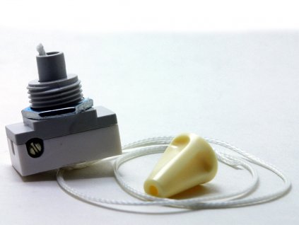 Desko 3274-01890 spínač tahový vestavný