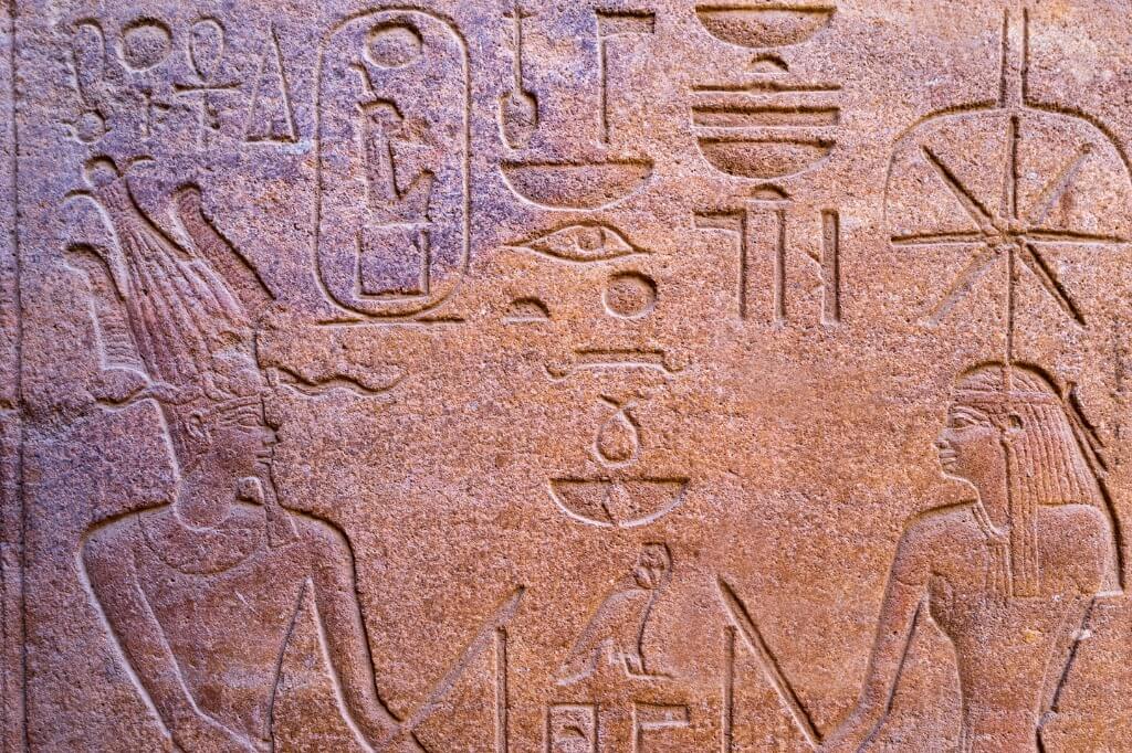 Konopa písaná hieroglyfmi