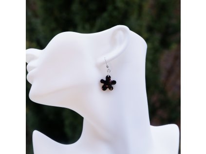 vínové kytky se třpytem