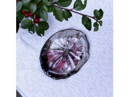 kouřový tácek se staticí, vínovou a třpytem