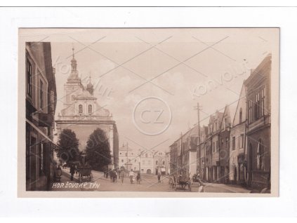 Horšovský Týn náměstí povoz kůň kostel Domažlice ČB Foto Fon 1a