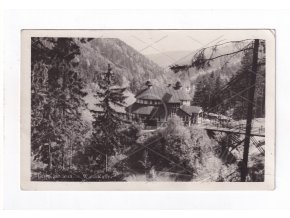 Jáchymov Karlovy Vary Lesní kavárna ČB foto 1a