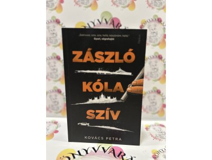 Zászló, kóla, szív Kovács Petra