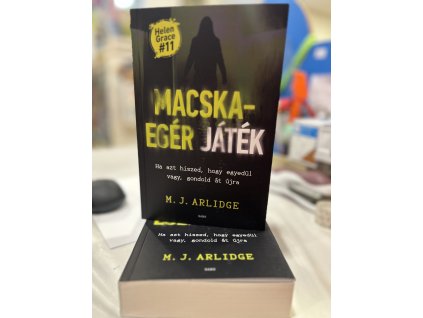 Macska-egér játék, M.J. Arlidge