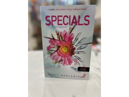 Specials - Különlegesek - Csúfok 3. Scott Westerfeld