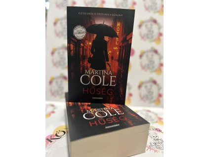 Hűség Martina Cole