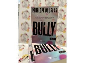 Bully - Szívatás - Fall Away 1. Douglas, Penelope