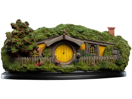 Soška The Hobbit: An Unexpected Journey - Apple Orchard 20 cm