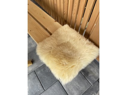 Zitkussen van schapenvacht Relugan