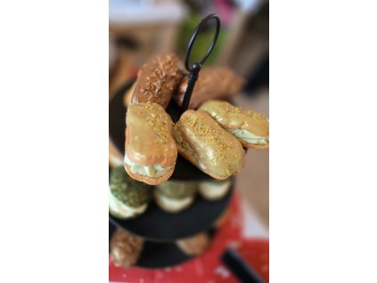 Pistáciový Éclair