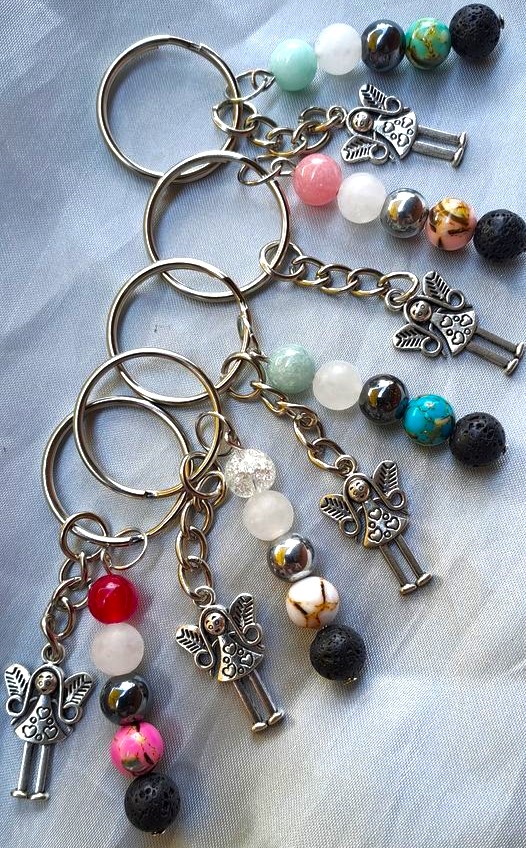 Klíčenka andělka s minerály