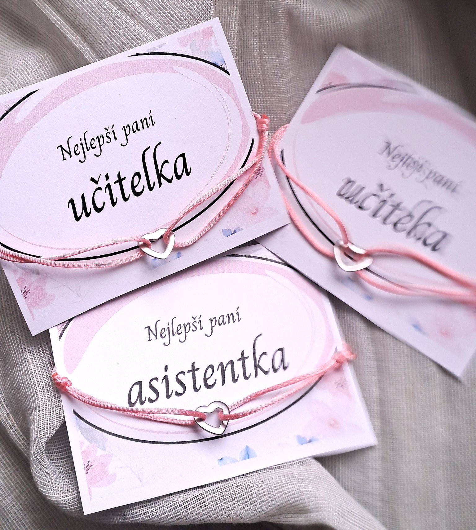 Šňůrkový náramek srdíčko ocel + satén regulovatelný